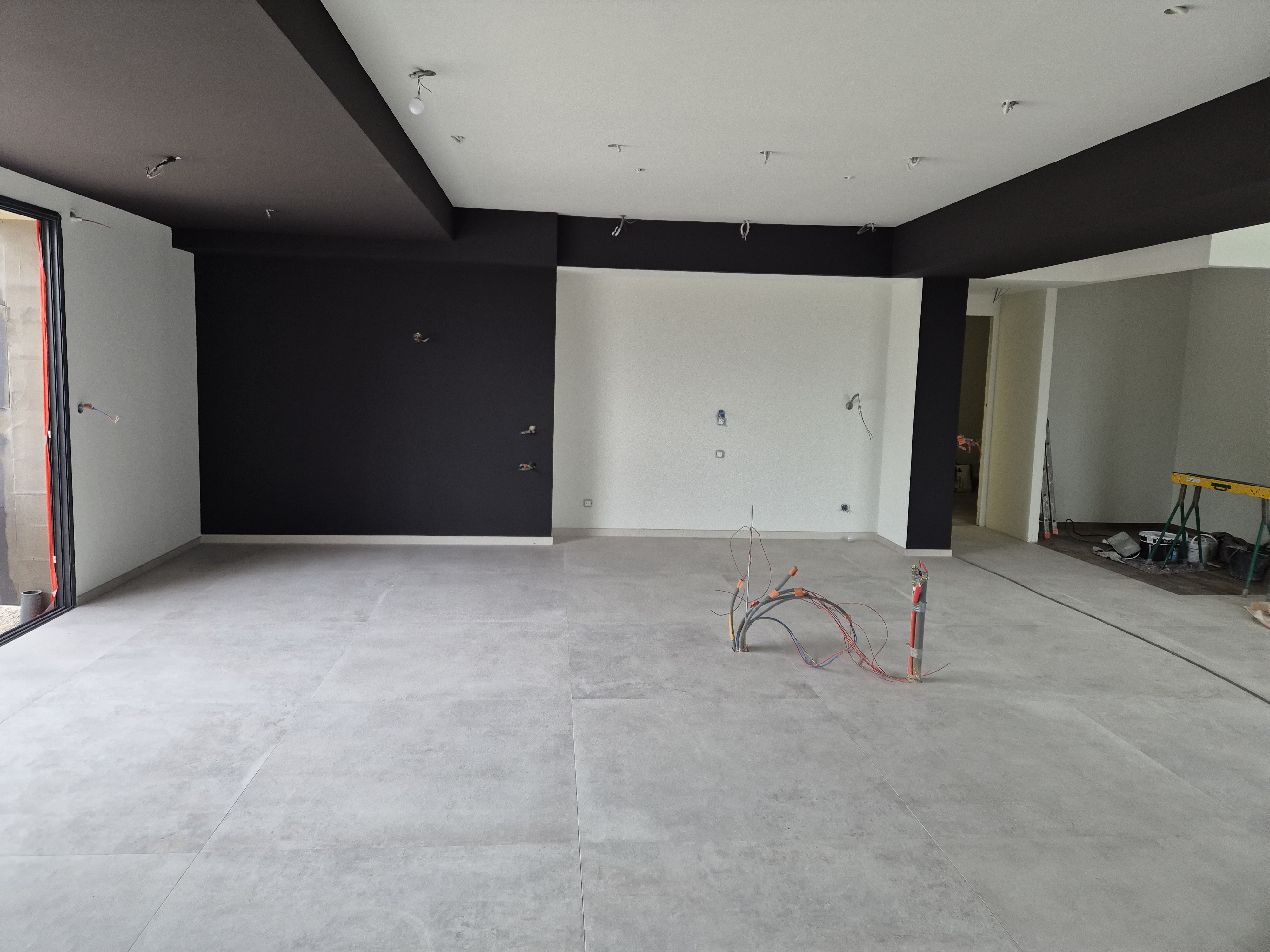 Avant — Espace vide avant pose cuisine Moussan 2025